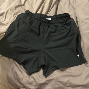 GYMSHARK MENS SMALL WORK OUT SHORTS SMALL.  5 INCH INSEAM